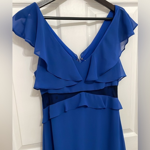 BCBG Generation women’s blue and black tiered ruffle maxi dress - Picture 4 of 9